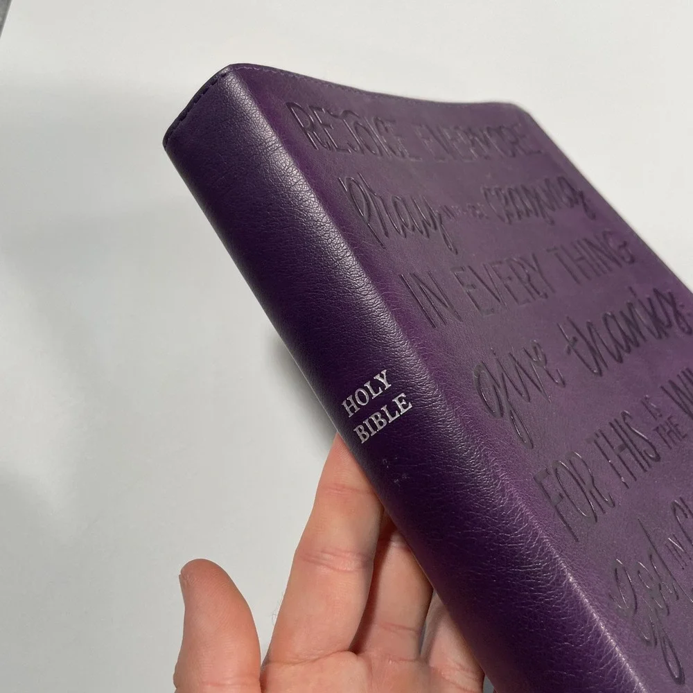 The Holy Bible KJV Red Letter 2017 Thomas Nelson Reference Purple Leather